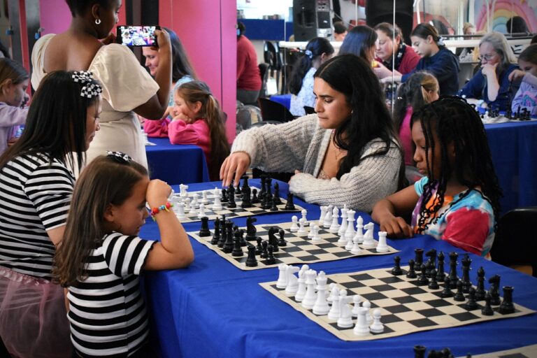 Celebrating Queens in the Helderberg ♟